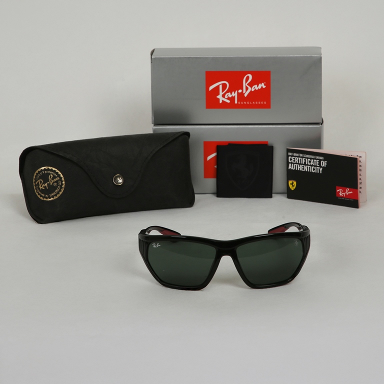 RB 8359-M F601-71 SİYAH FERRARİ